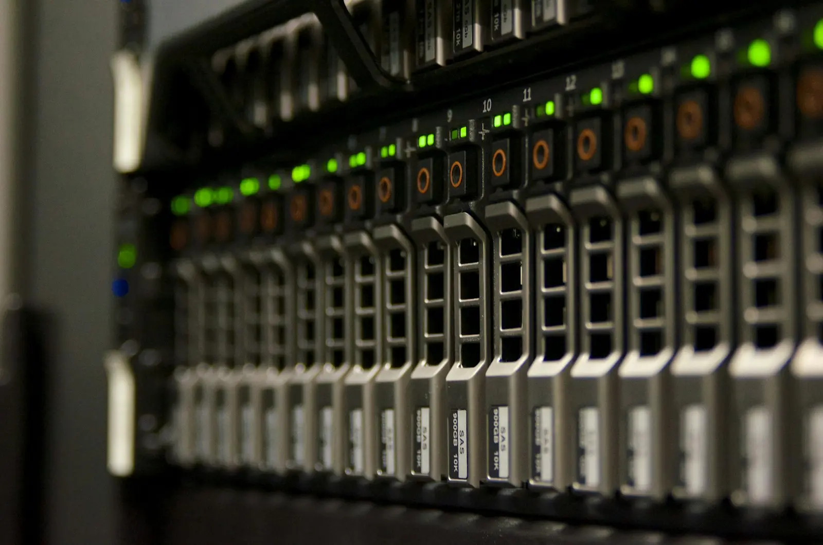 Was ist eine Virtual Machine (VM)? Leitfaden für IT-Entscheider 2026