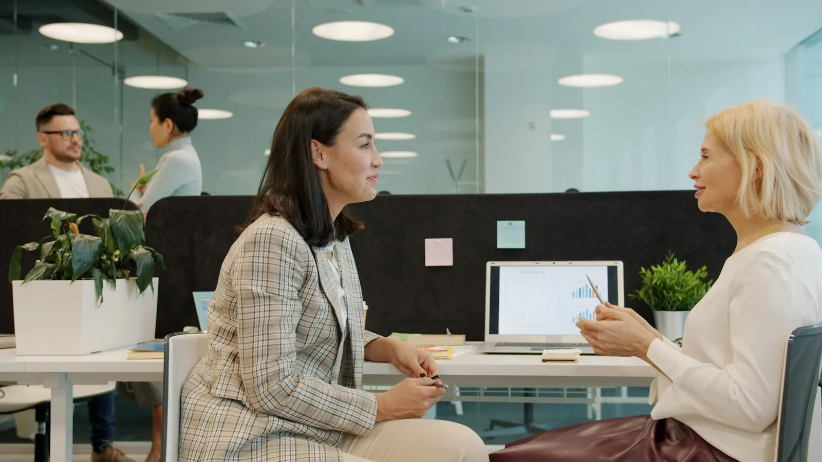 Für wen lohnt sich Office 365? Entscheidungs-Guide für KMU 2026