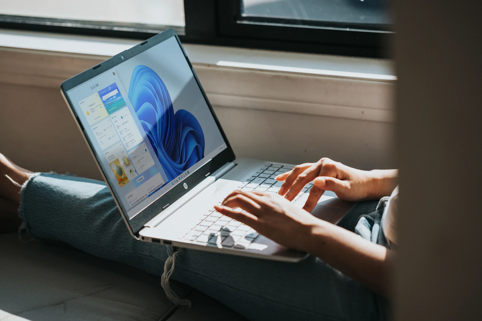 Standardprogramme unter Windows 11 einrichten — der Leitfaden für KMU 2026