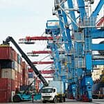 Fallstudie Hamburg: Wie eine Spedition mit dem Modern Workplace Ausfallzeiten eliminierte und das Onboarding von Tagen auf Minuten reduzierte